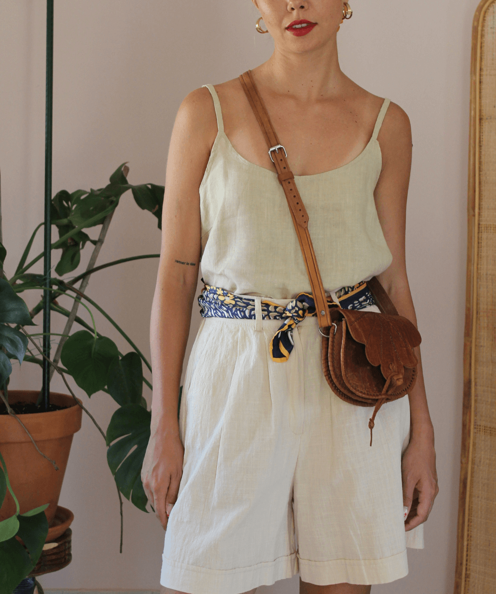 Italian Vintage Linen Shorts in Sandy Beige (EU38)