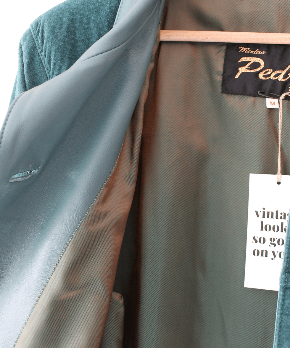 Thumbnail: 90s Statement Leather Coat in Pine Green (EU48)
