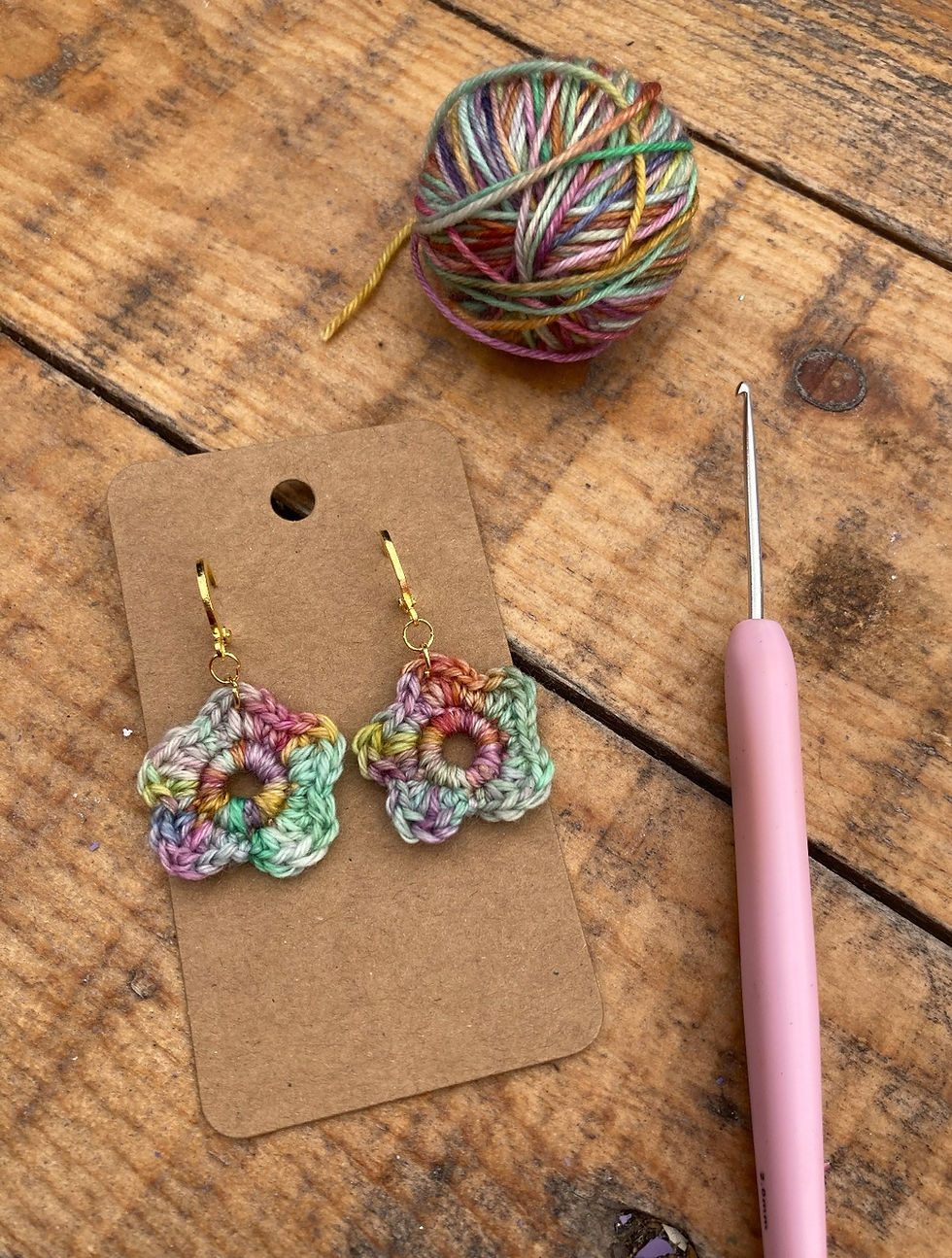 Thumbnail: Crochet Flower Earrings