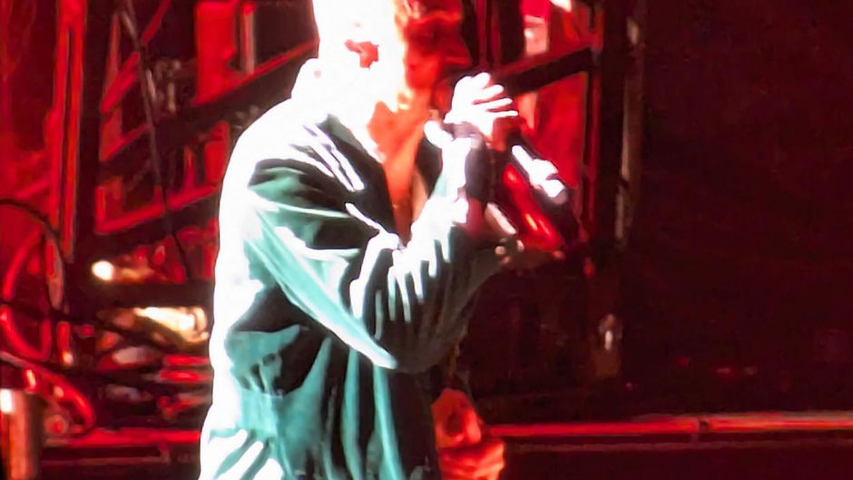 James                                             (+Happy Mondays +Lightning Seeds)