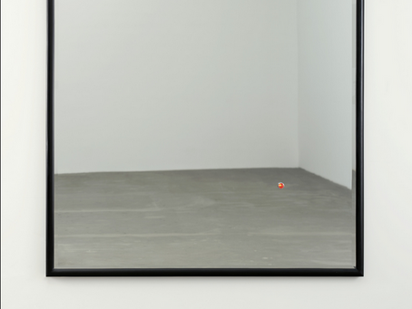 Moderado no es moderno / Theodor W. Adorno