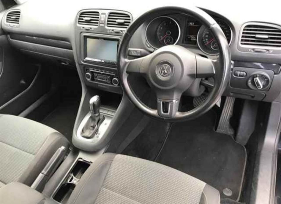 Thumbnail: 2011 Volkswagen Golf