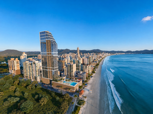 Em Itapema, 90% dos compradores de luxo usam holdings e o imóvel virou ativo patrimonial
