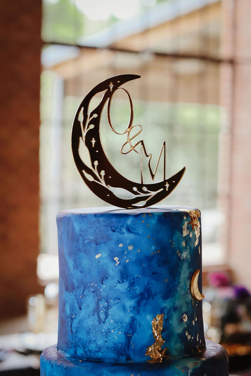 Thumbnail: Cut Out Cake Topper