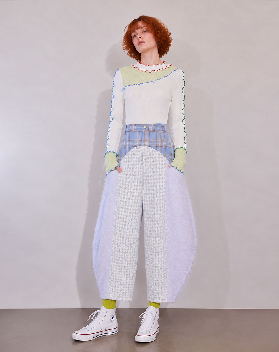 サムネイル： STRATA LINE Top_po0202