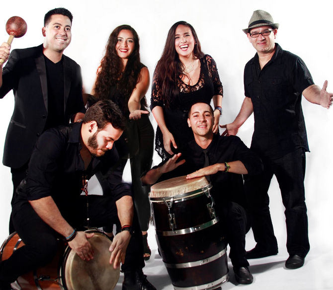 Zona de Bomba Debut Album Now Available!