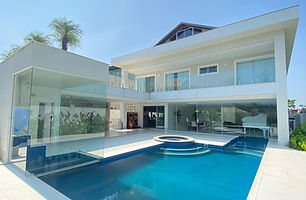 WhatsApp Image 2025-11-13 at 18.38.27 (2).jpeg