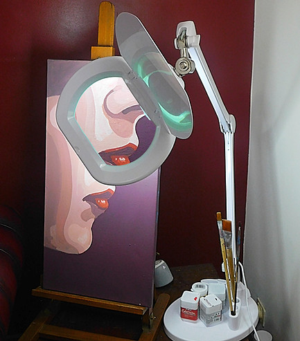 Cathy et ses outils.lampes loupes smd le