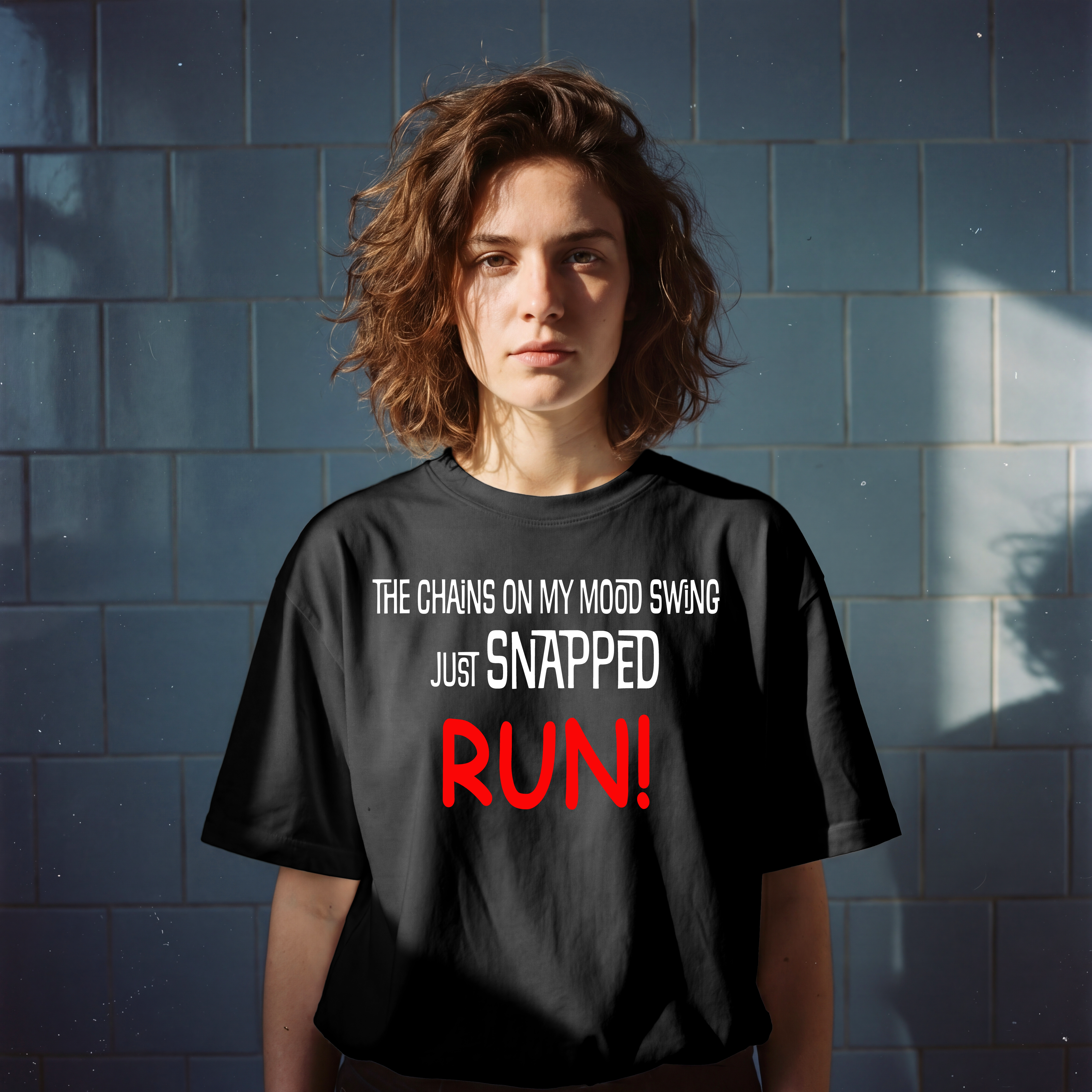 BLACK MOOD SWING CHAINS BREAK RUN TEE