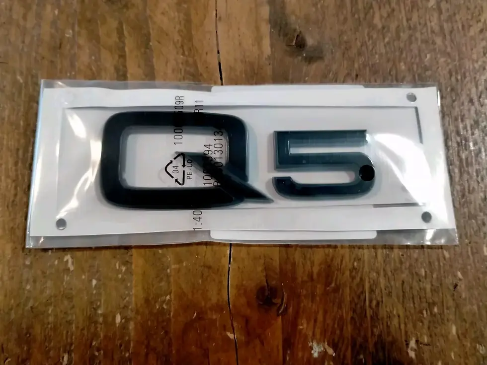 Audi Q5 Badge Black genuine ABS