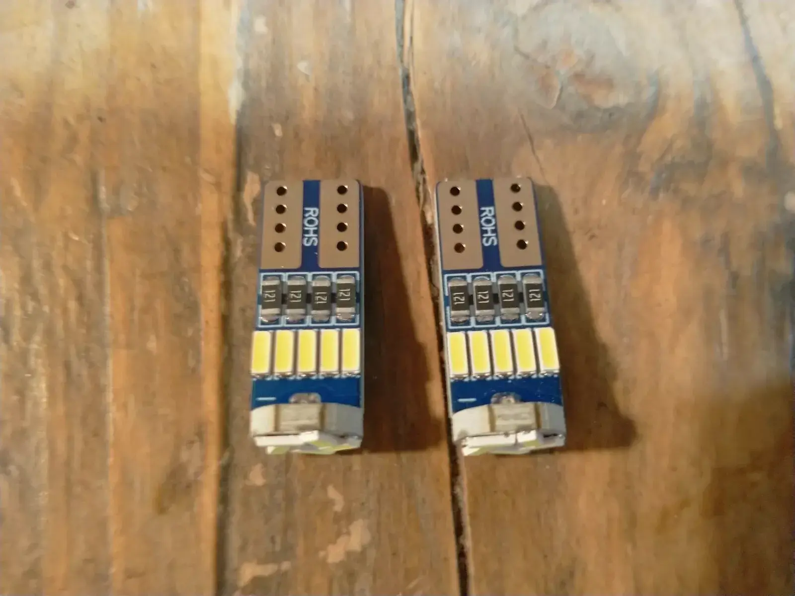 2x T10 LED 4041 Bulbs CANBUS Error Free W5W Bulb FITS VW BRIGHT WHITE