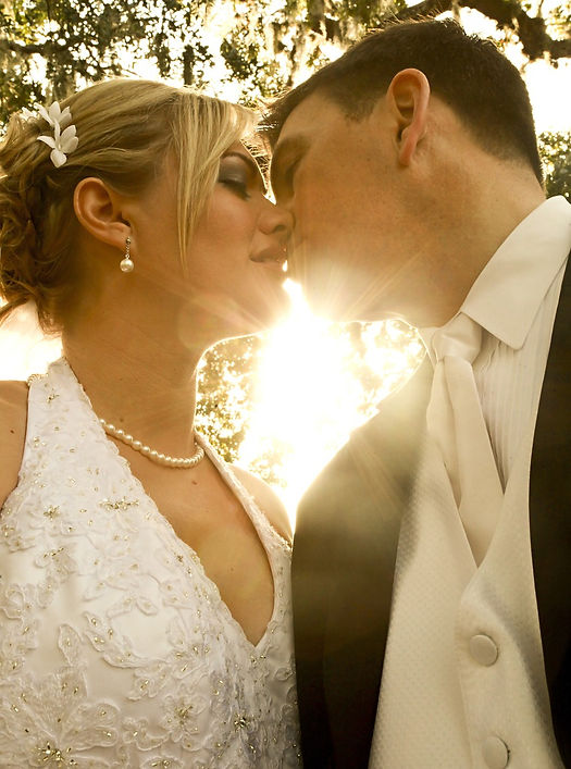 bride-454144_1280_edited.jpg