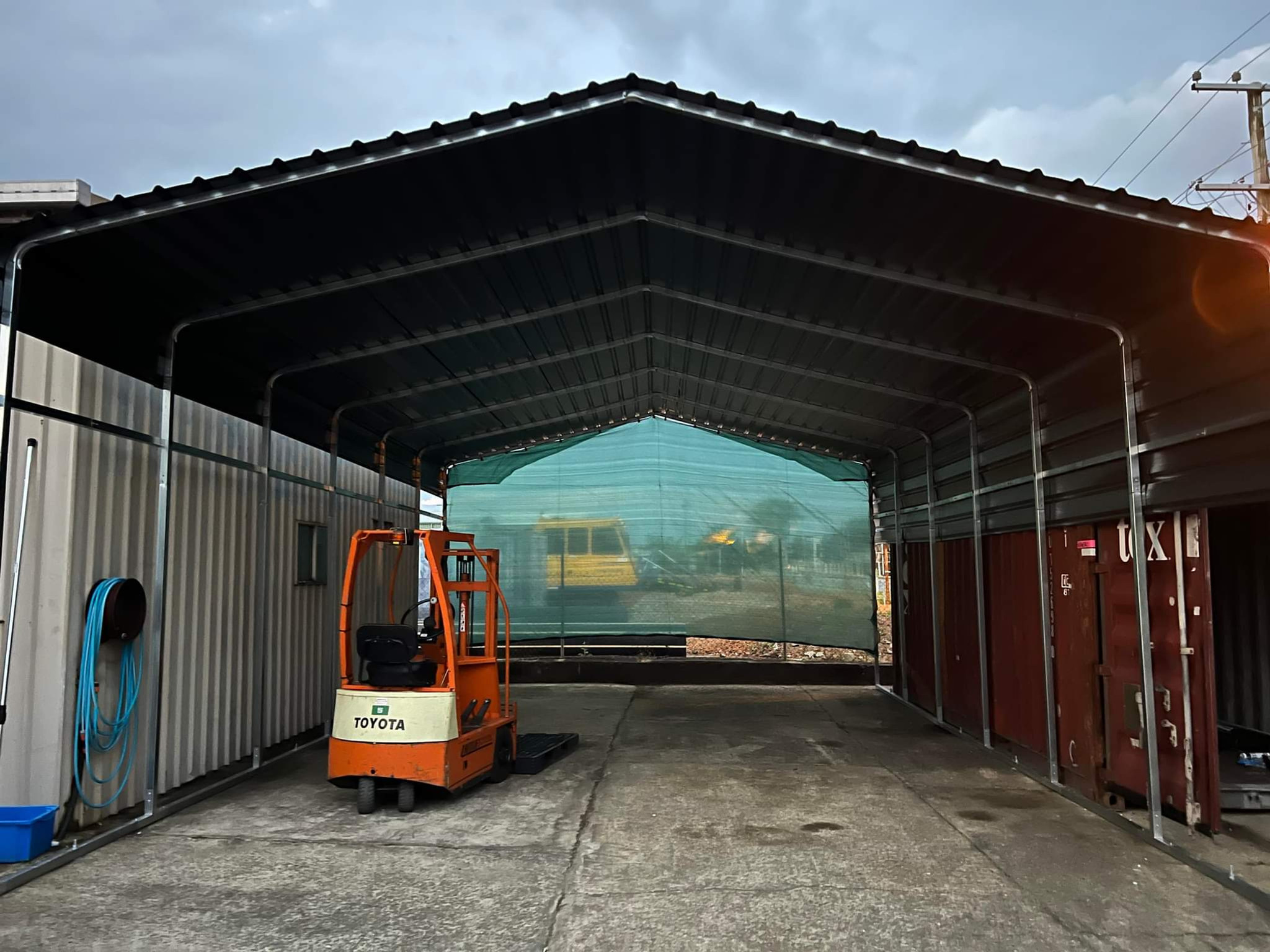 6.0m x 12.0m Flow Form Steel Carport