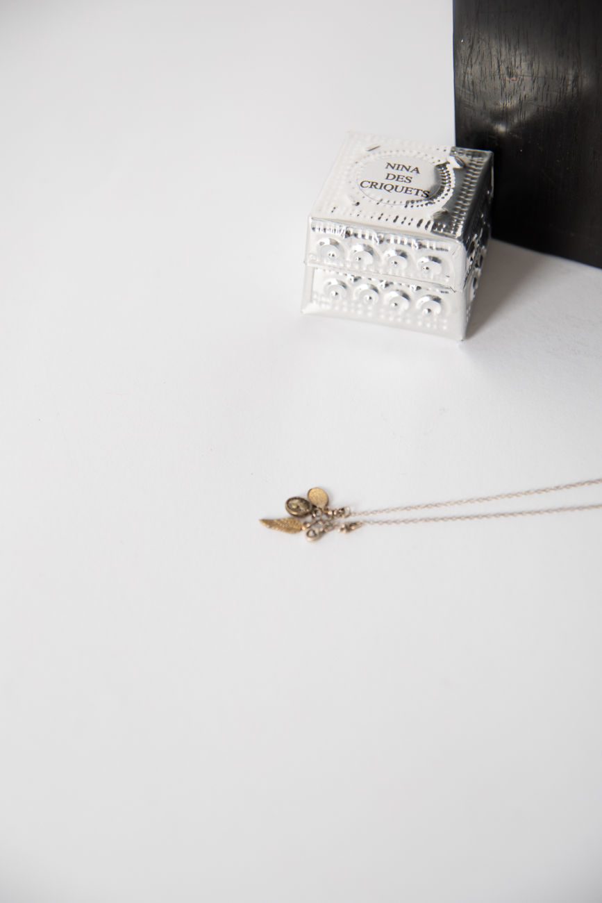Miniatura: NINA DES CRIQUETS - Girocollo di metallo con ciondoli