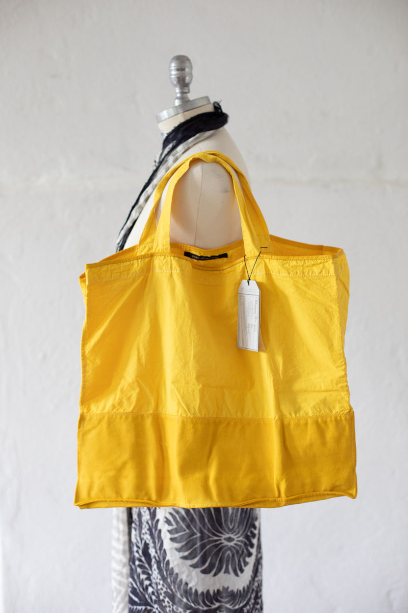 Miniatura: CHRISTIAN PEAU - Big Bag Pieghevole Gialla