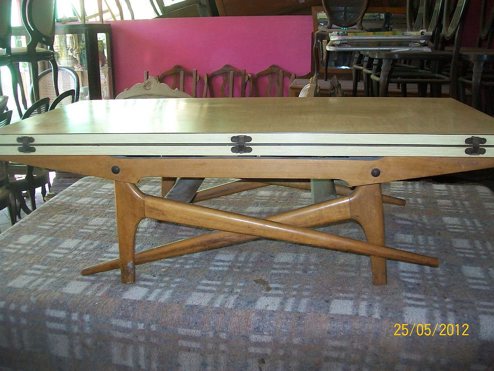 Mesa 3x1 Pé Palito Anos 50