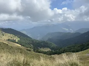 Nuages d'orage au-dessus du massif du Cagire dans le Comminges avant une dégradation météo.