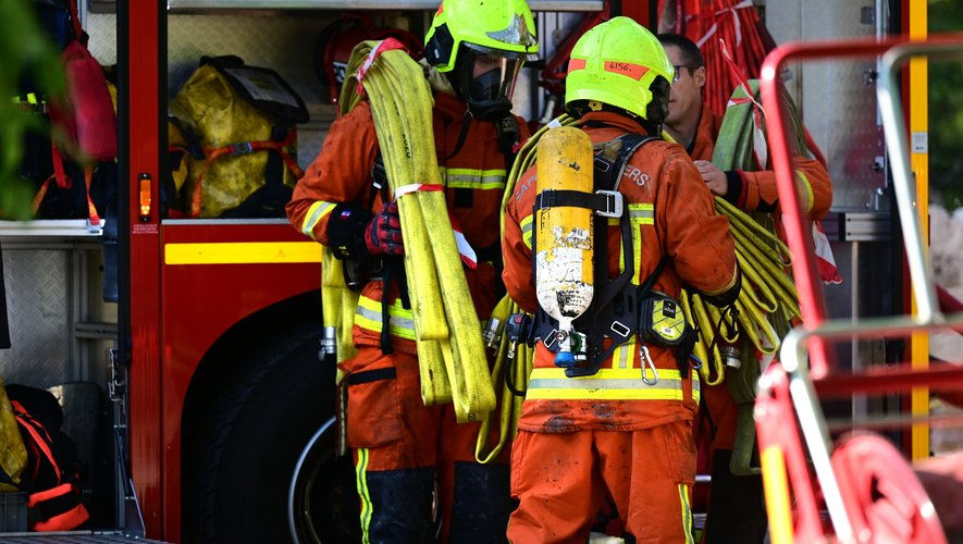Véhicules de secours mobilisés après un incendie dans une maison de retraite du Comminges.