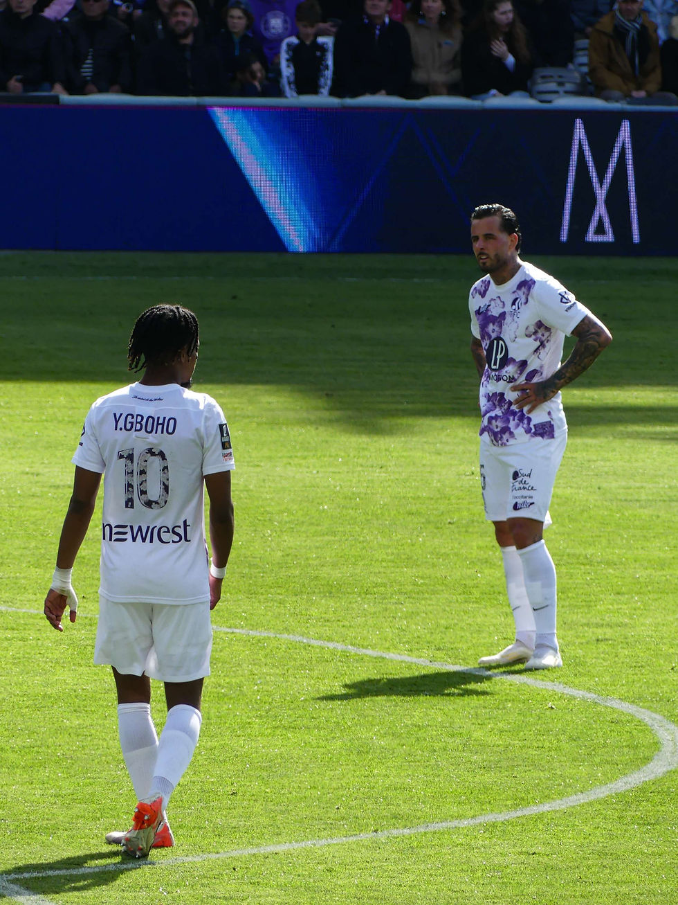 Yann Gboho avec le Toulouse FC lors d’un match du TFC
