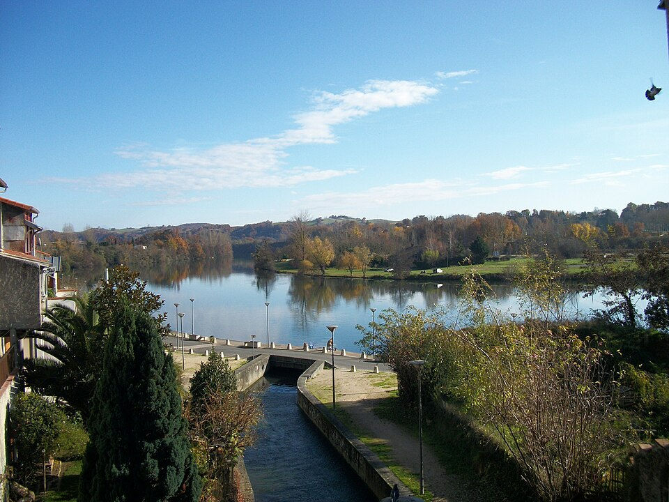Vue de la Garonne à Cazères, à proximité du pont de la RD6