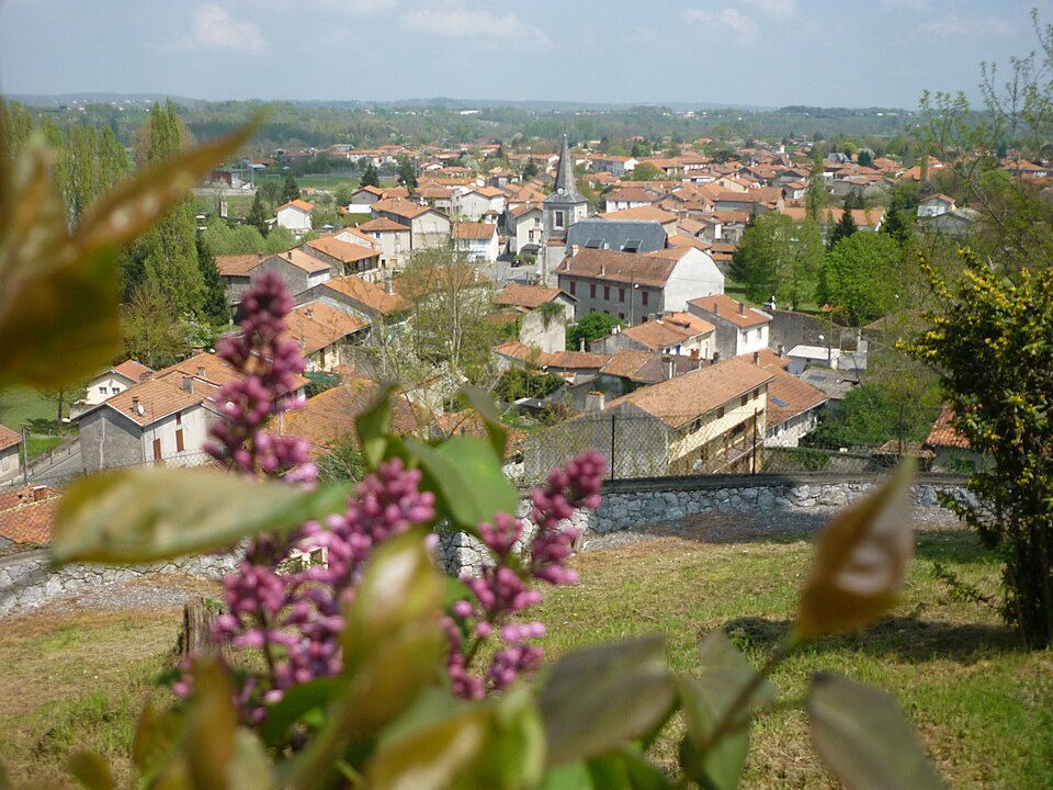 Vue sur Miramont-de-Comminges en Haute-Garonne