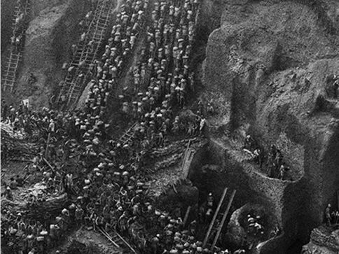 Exposições: Gold, Mina de Ouro Serra Pelada – A afirmação de Sebastião Salgado