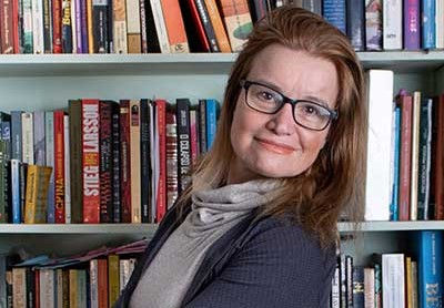 Rosa Symanski é jornalista e escritora gaúcha. Rosa é autora do romance histórico Maria Quitéria – A Soldada que Conquistou o Império, sua obra ficcional de estreia.