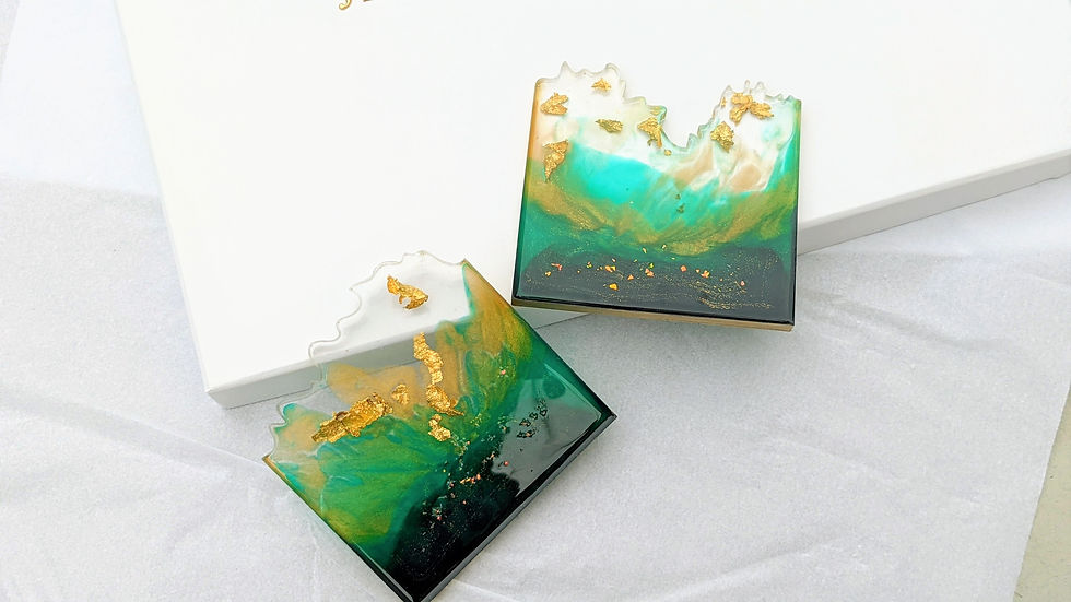 Thumbnail: Emerald green & gold iceberg resin coasters