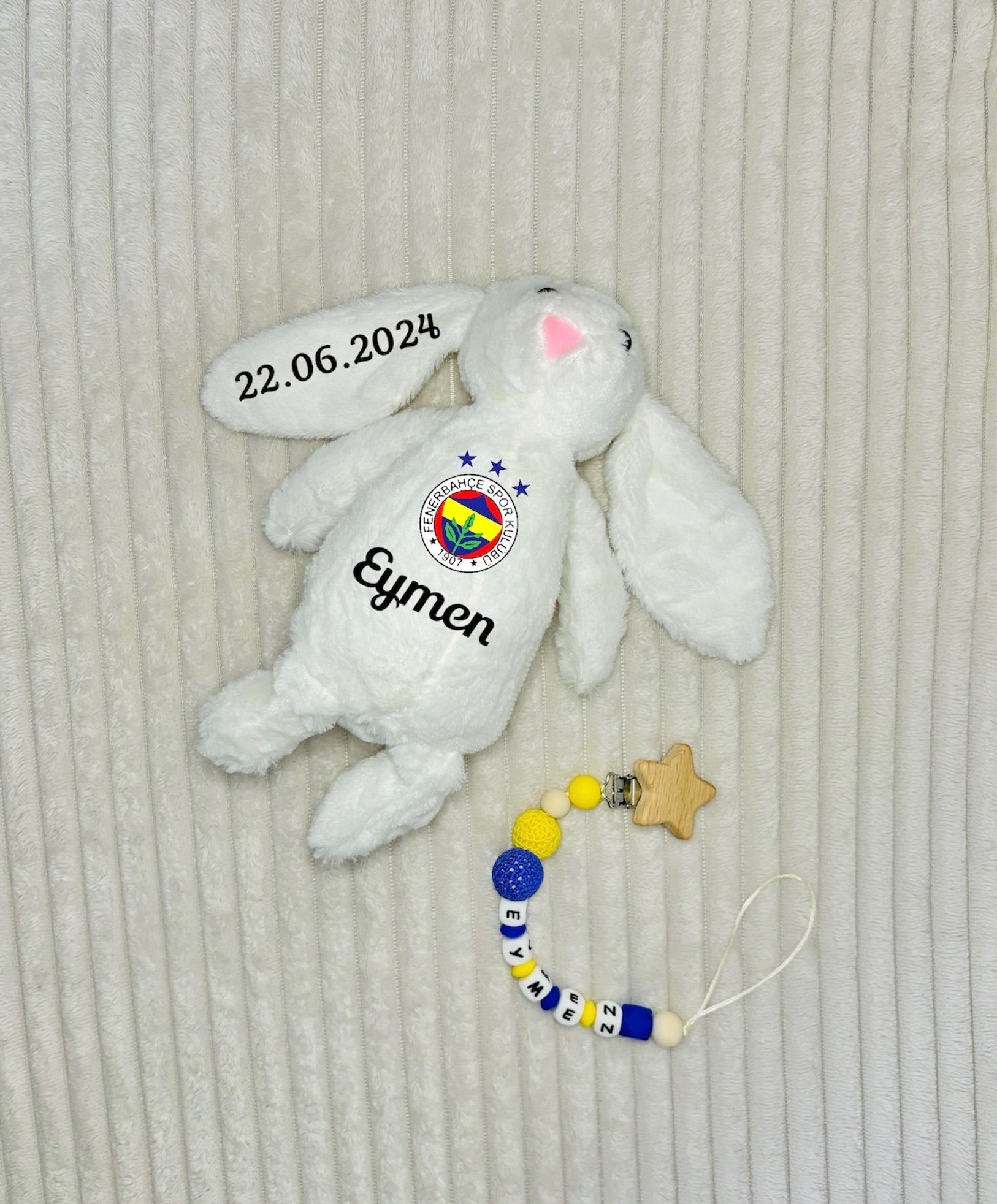 Kuscheltier Hase Fenerbahce mit Schnullerkette