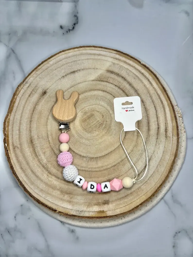 Miniature : Schnullerkette mit Motiv und Namen Hase
