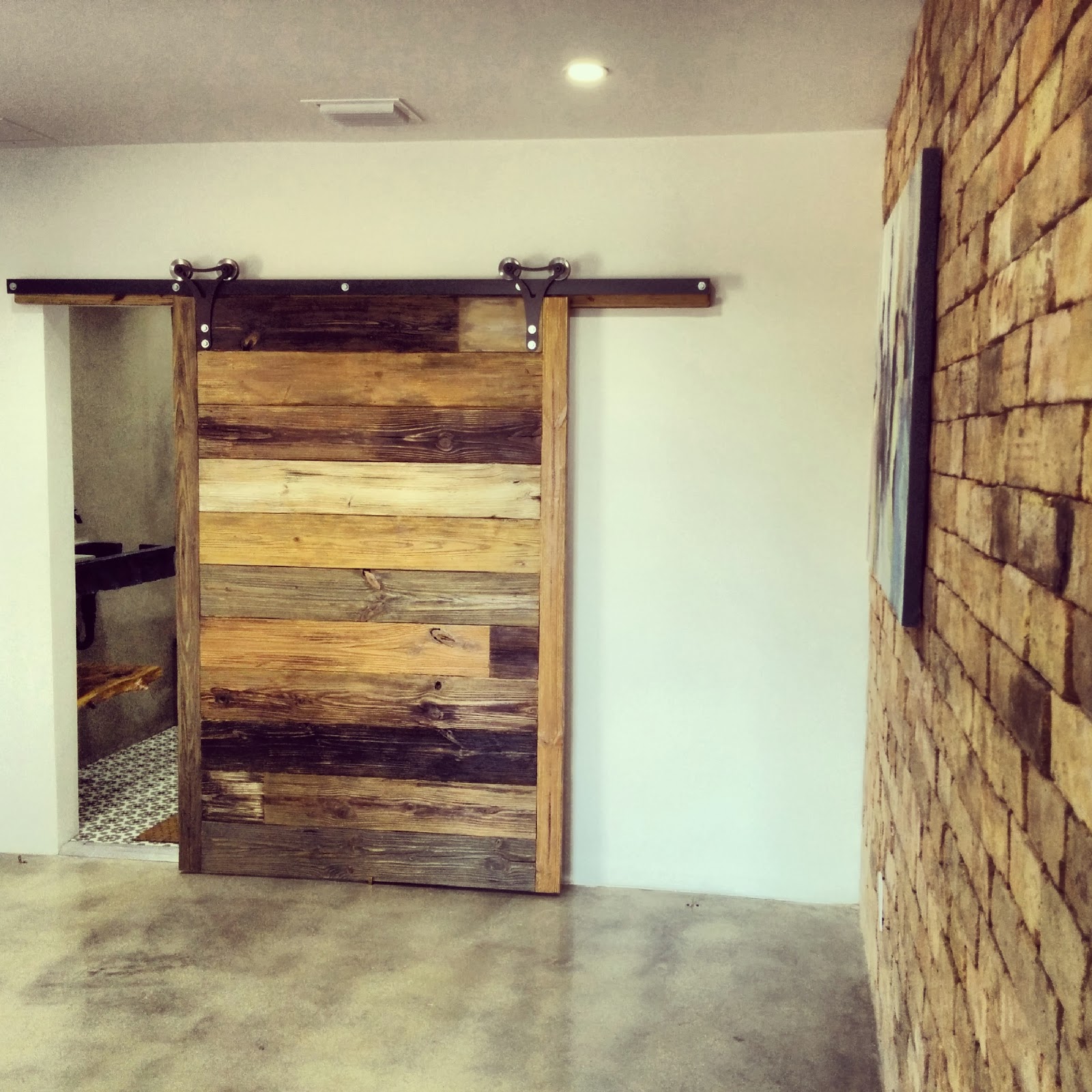 Installation Bespoke Barn Doors