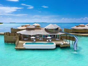 Best Resorts for Private Infinity Pools in the Maldives