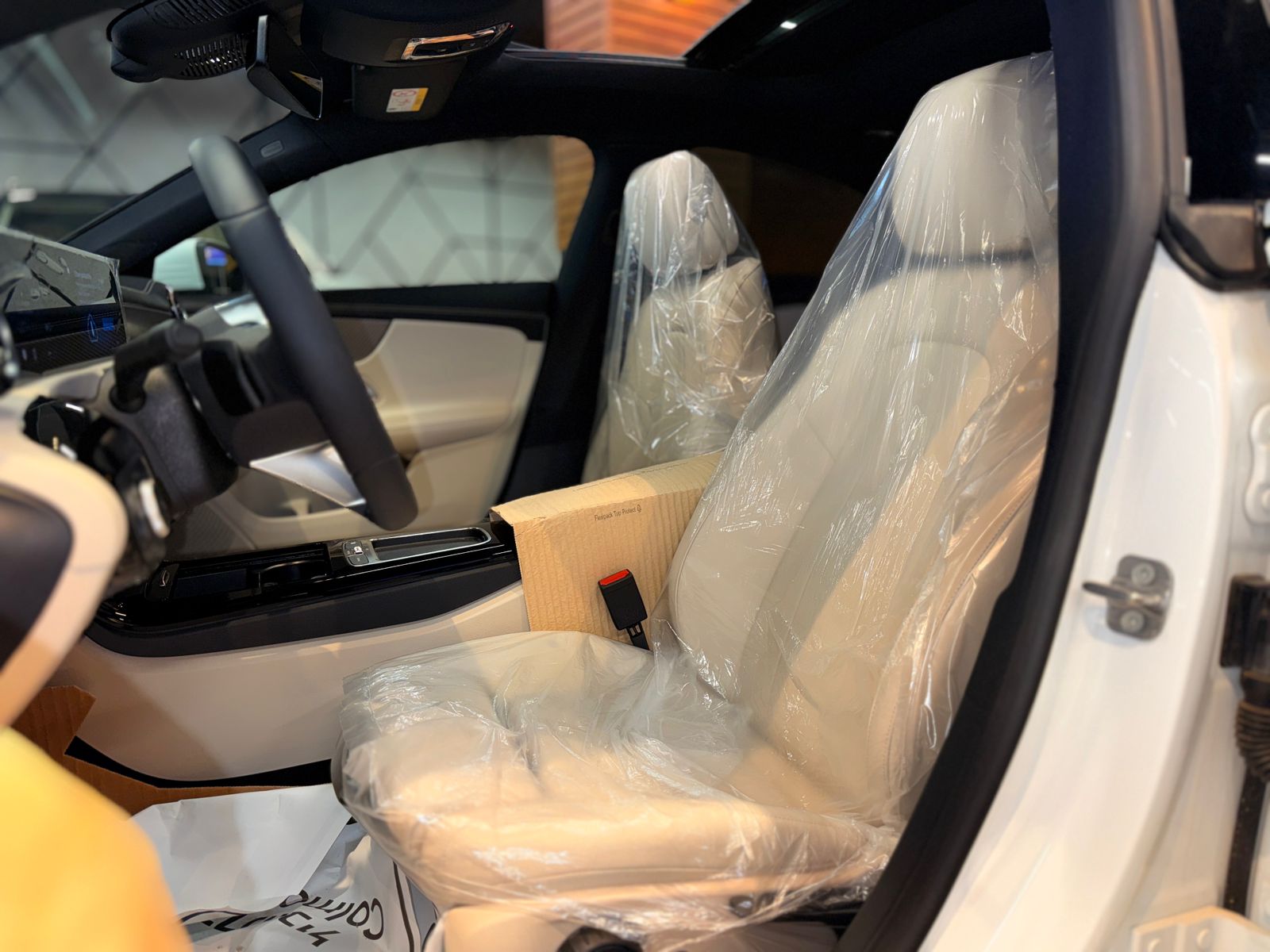 תמונות רכב מרצדס CLA180