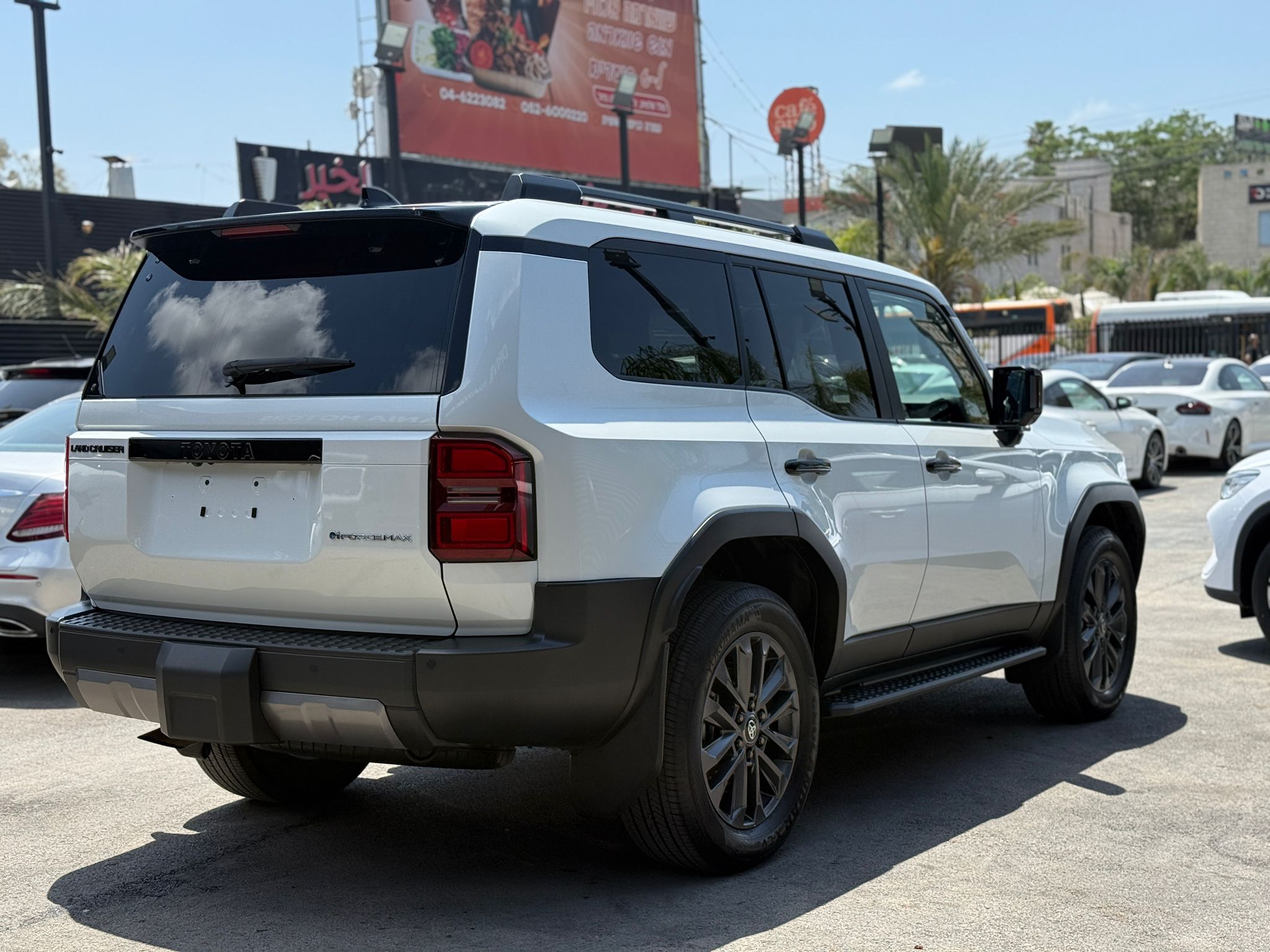תמונות רכב טויוטה LAND CRUISER