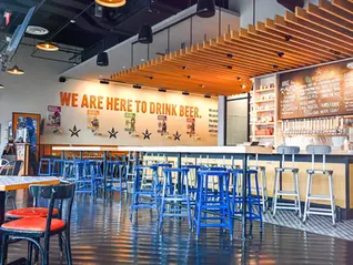 Trivia night and craft beer draw crowds to Denizens Brewing