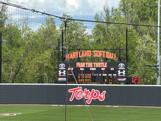 Maryland softball explodes in sixth inning, wins series over Illinois