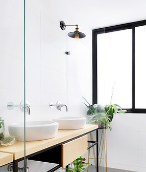 pierre-chatel-innocenti-Lk-nu_hX6ms-unsplash 2.png