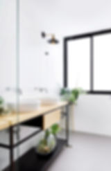 Modern Bathroom