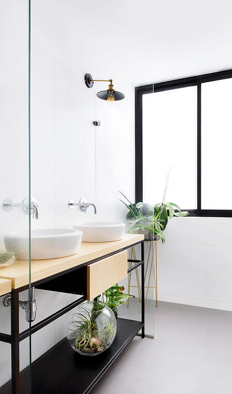 Modern Bathroom
