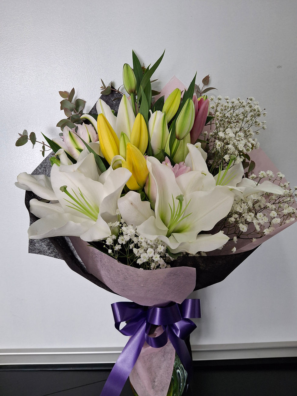 Fresh Flowers Mix Lily Bouquet for All Occasion