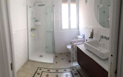 Baño Blanco. Acha y Polea
