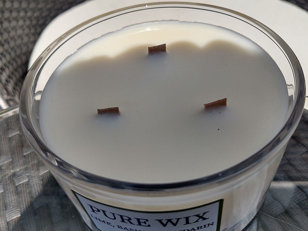 Thumbnail: Superbly Sumptuous 3 Maple Wick Extra Large Candle
