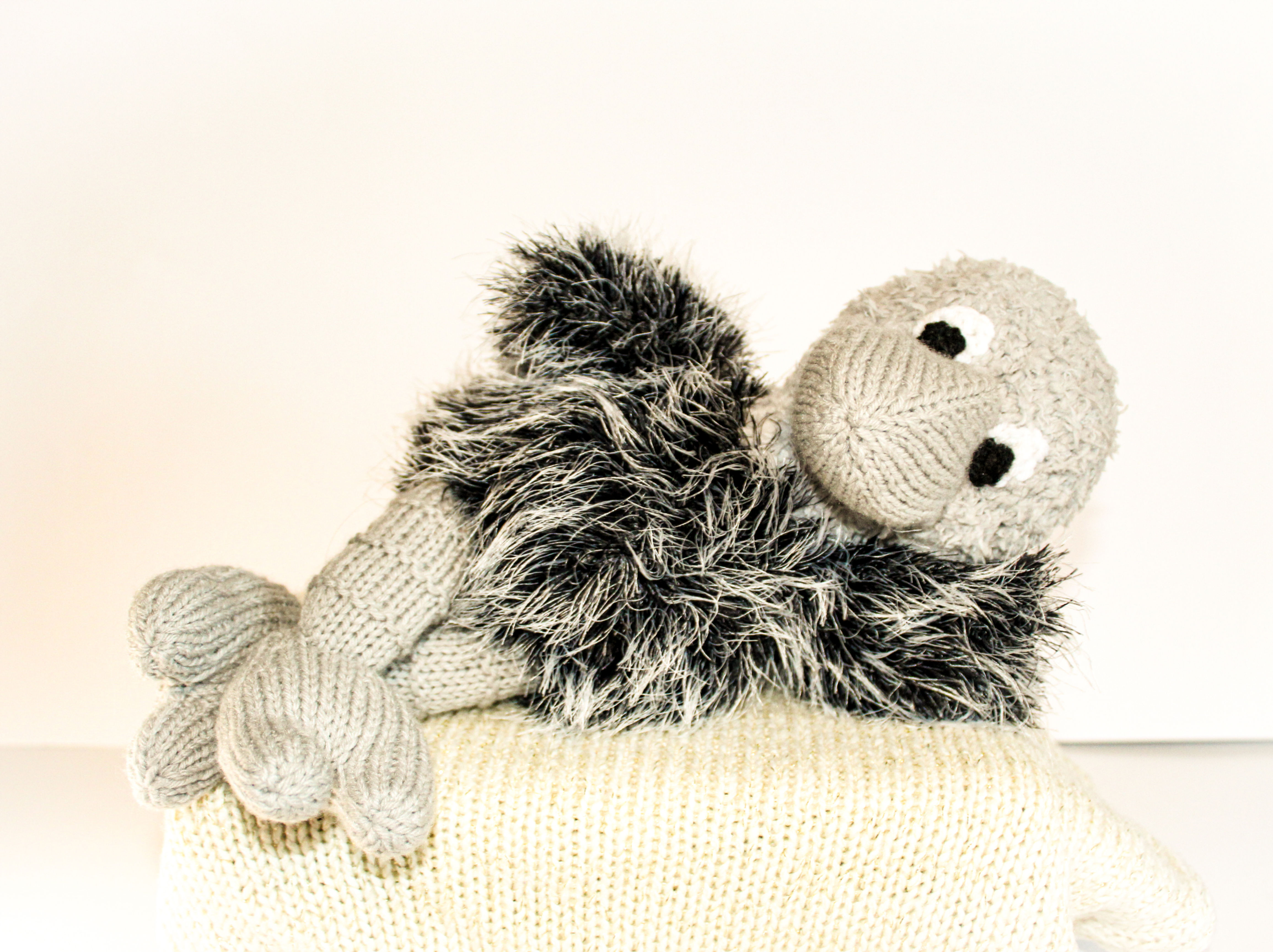 Oscar the Ostrich Chick knitting pattern PDF
