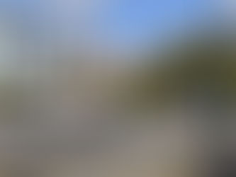 Faz sentido encher a cidade de cartazes de cabeçudos e ideias vazias?