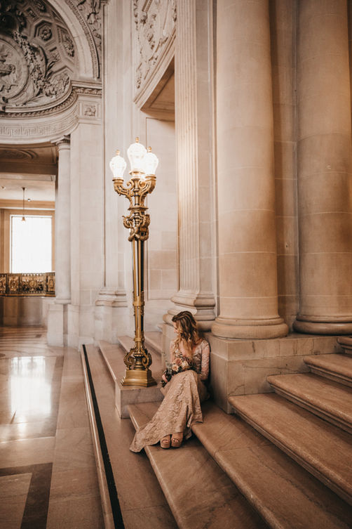 A First Wedding
Design - Herbert Victoria
Model - Jessica Williams
Foto - Kamila Kowalska
Glam - Beauty by Honey