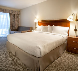 Yankee Room Photos 2022 King1.jpg