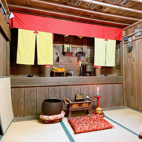 薬師如来堂内観