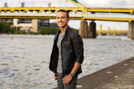 Pittsburgh senior photographer