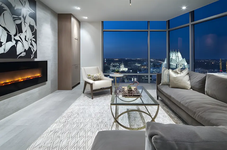 625_0_austonian43st-Aug 23, 2015-163.webp