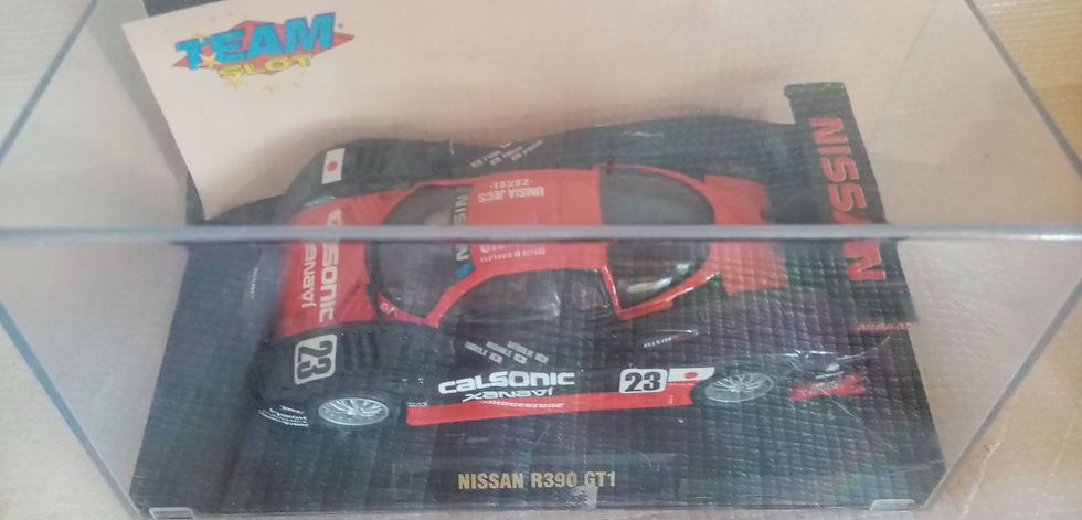 Miniatura: Nissan R390 GT1